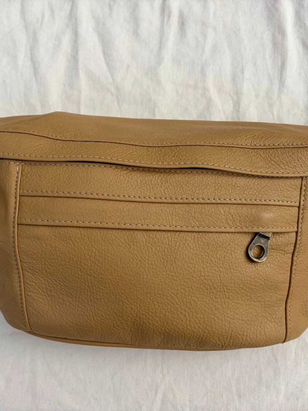Parker Thatch Cross Your Heart Sling in Butterscotch Leather